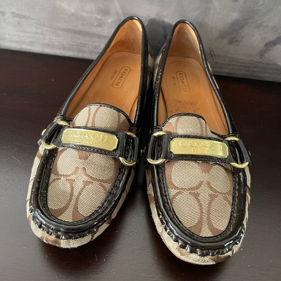 Coach authentic women’s loafers - Picture 4 of 5